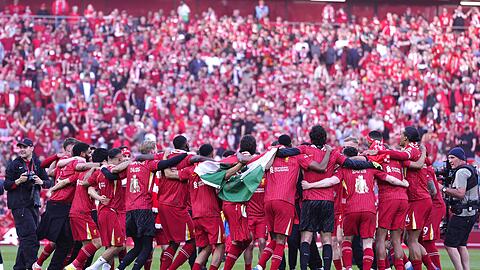 Nach dem Abpfiff wurde in Anfield ausgelassen gefeiert.