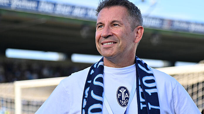 1860-Präsident Gernot Mang frohlockt: "Der Löwe ist zurückgekehrt – das ist ein starkes Signal für unsere Fans, unsere Partner und den gesamten Verein." 1860-Präsident Gernot Mang frohlockt: "Der Löwe ist zurückgekehrt – das ist ein starkes Signal für unsere Fans, unsere Partner und den gesamten Verein."