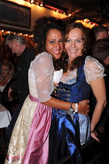 Lindy Scheele glänzt mit Sängerin Margarita Hayer