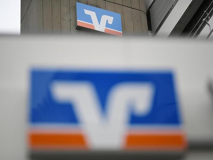 Nach vermehrten Betrugsfällen im Online-Banking sperrt die Volksbank Freiburg Überweisungen an Direktbanken wie N26 oder Fidor vorläufig.