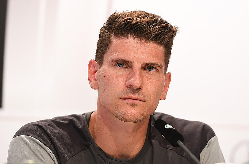 Mario Gomez fordert eine Leistungssteigerung gegen Italien.