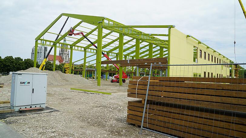 Die Bilder vom Start des Aufbaus der Theresienwiese am 10. Juli.