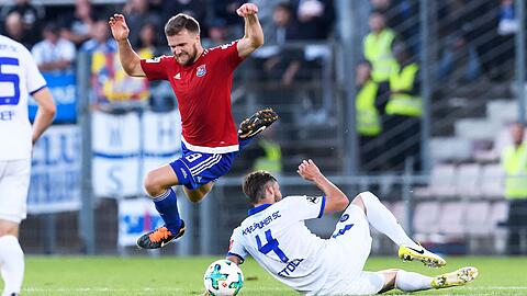 Leistungsträger der SpVgg Unterhaching: Stephan Hain (Mi.).