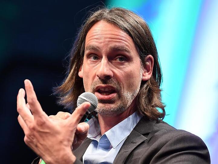 Richard David Precht hält Verbote für vernünftig.