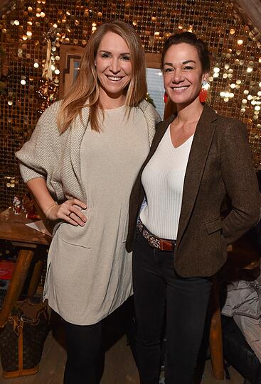 Anja Gräfin von Keyserlingk mit Charlotte Gräfin Oeynhausen