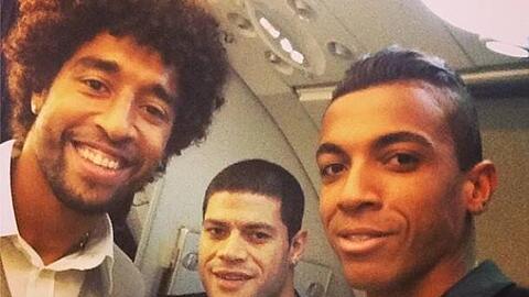 Mit Hulk im Flieger: Bayerns Abwehrspieler Dante (l.) und Luiz Gustavo, jetzt Wolfsburg.