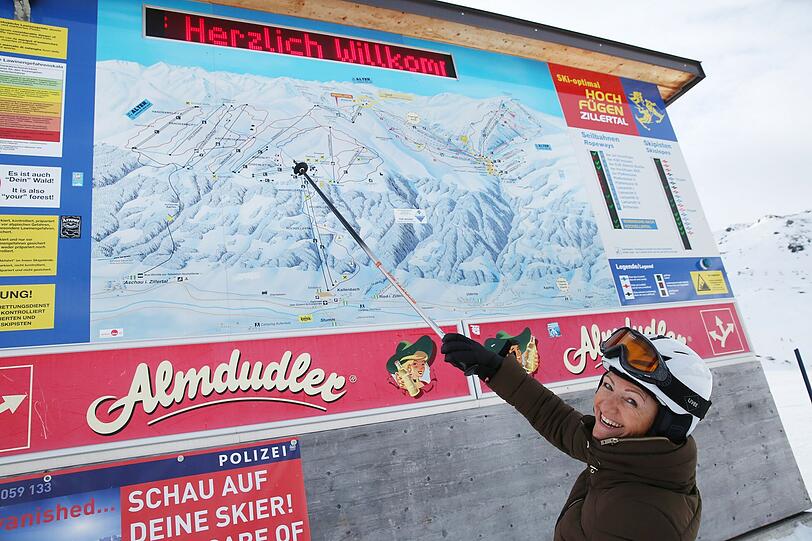 Zum Saison-Start schenkte die AZ 100 Lesern einen exklusiven Pistentag im Zillertal. Die Bilder von der Skigaudi in Hochfügen.