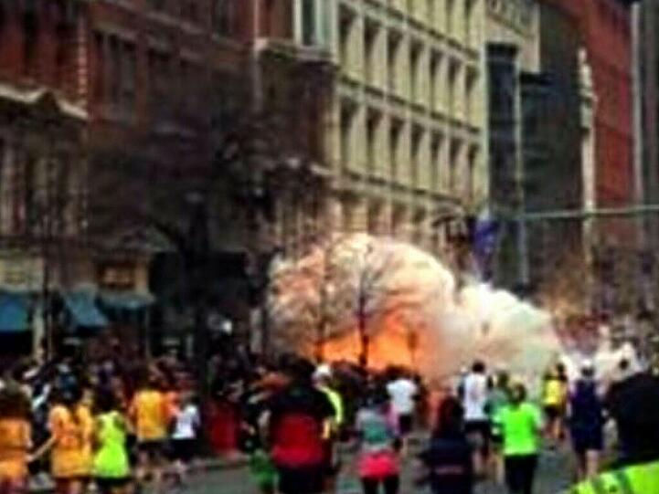 Drei Tote und mehr als 140 Verletzte - Bilder vom Bombenterror in Boston