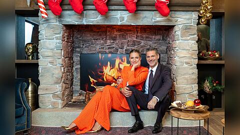 Michelle Hunziker und Rick Kavanian treten als Team beim "LOL: Last One Laughing - XMAS Special" an.