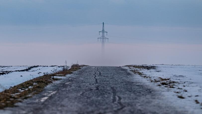 Nach einer kurzen Wetterpause kehrt der Winter mit Schnee, Regen und Glätte zurück. Nach einer kurzen Wetterpause kehrt der Winter mit Schnee, Regen und Glätte zurück.