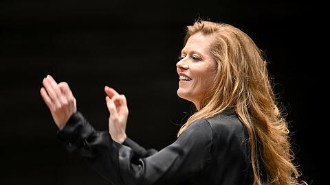 Die Dirigentin und Sopranistin Barbara Hannigan.