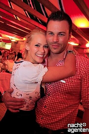 Dirndl, Lederhosen und viel Spaß: Die Party "Tracht und Pracht" am Samstag im Hippodrom auf der Theresienwiese. Mehr Bilder unter: www.nachtagenten.de.