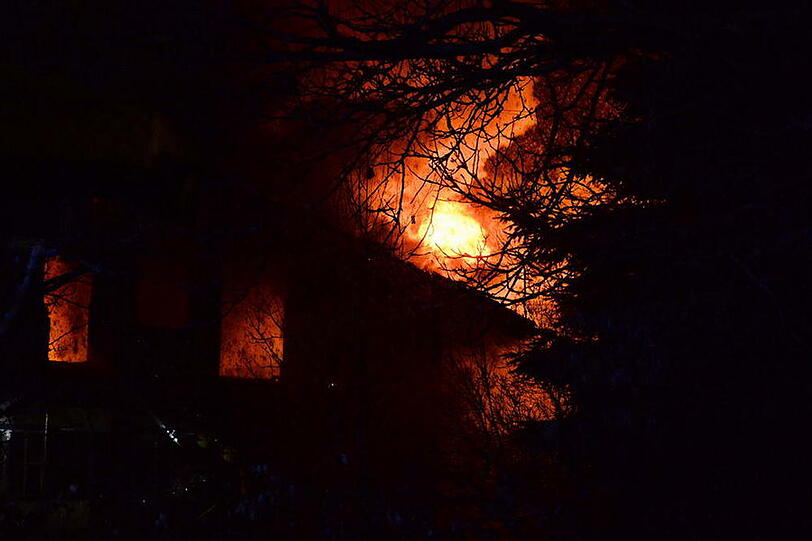 Wohnhausbrand in Unterwössen: Die Bilder vom Einsatz