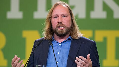 "Trotz Corona ist die Klima-Krise nicht weg", sagt Anton Hofreiter.