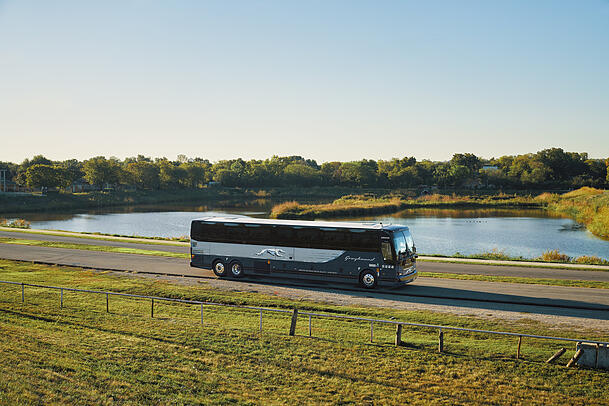Der US-Fernverkehrsriese Greyhound gehört seit 2021 zu Flix. Der US-Fernverkehrsriese Greyhound gehört seit 2021 zu Flix.