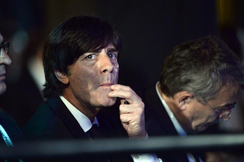 Die WM-Auslosung in Brasilien: Bundestrainer Joachim Löw als Beobachter.