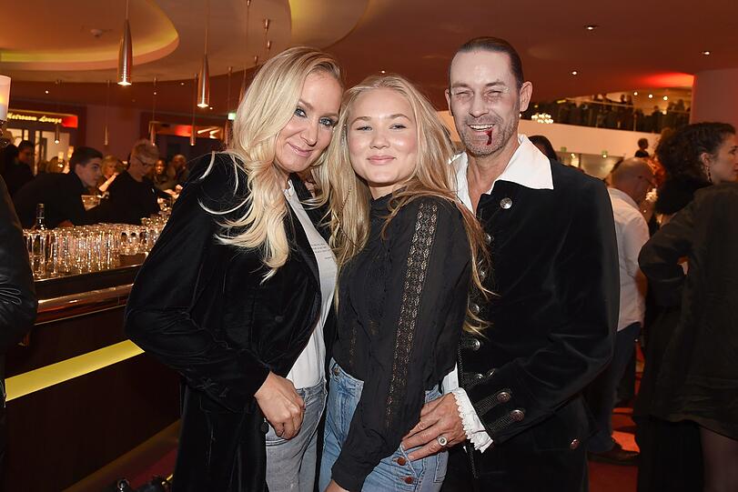 Janine Kunze mit Mann Dirk Budach und Tochter Lili
