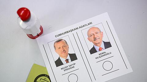 Recep Tayyiper Erdogan (l.) vs. Kemal Kilicdaroglu: Ein Wahlzettel für die türkische Stichwahl um die Präsidentschaft.