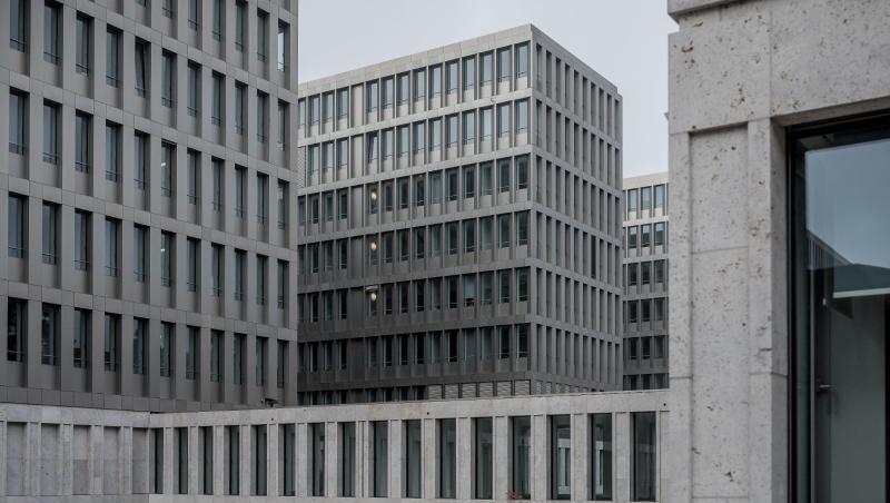 BND-Zentrale in Berlin: Hier sind noch jede Menge attraktive Jobs zu haben. BND-Zentrale in Berlin: Hier sind noch jede Menge attraktive Jobs zu haben.