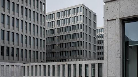 BND-Zentrale in Berlin: Hier sind noch jede Menge attraktive Jobs zu haben.