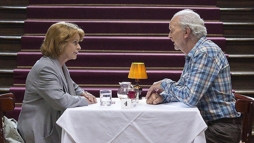 Senta Berger (l.) und Michael Gwisdek (r.) beim Speed-Dating Senta Berger (l.) und Michael Gwisdek (r.) beim Speed-Dating