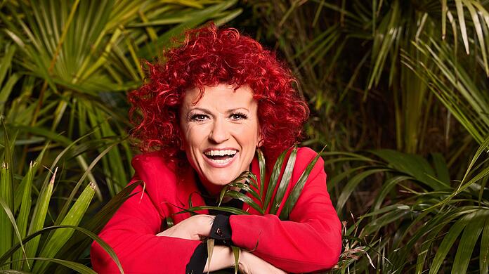 Popstar Lucy Diakovska (47) zählt im diesjährigen Dschungelcamp zu den bekanntesten Promis.