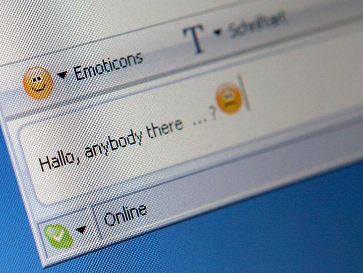 In einem Chatroom soll der 36-Jähriger die Ermordung eines Kindes geplant haben.