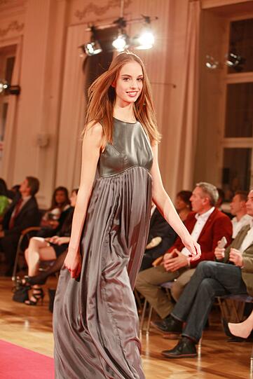 Der AZ-Modelcontest 2013 ist zu Ende. Die Siegerin heißt Marie Scherbinek &mdash; und die 17-Jährige kann ihr Glück immer noch nicht fassen. Wir zeigen die besten Bilder vom Finale in der Residenz.