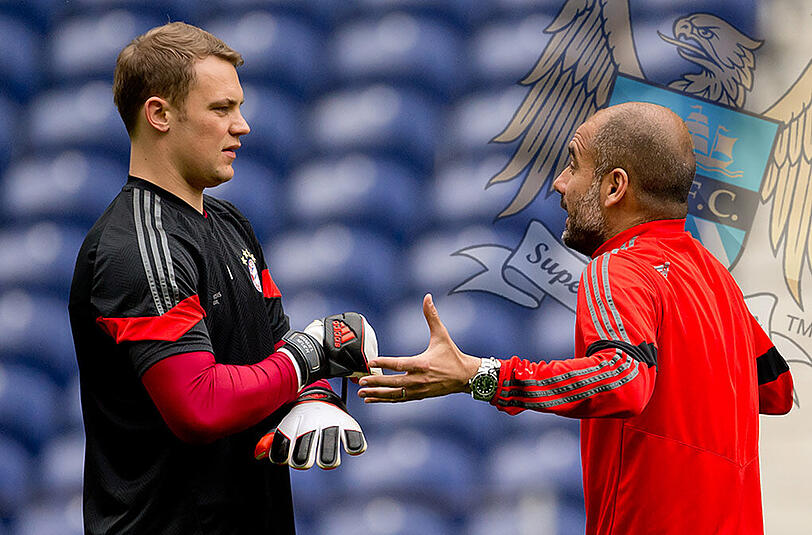 Manuel Neuer hat das Interesse von Manchester City geweckt. Pep Guardiola soll ihn auf die Insel locken.