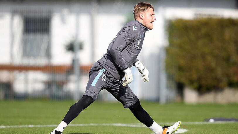 Vitus Eicher - Will eigentlich zur Nummer eins aufsteigen, macht in der Hinrunde aber kein einziges Zweitligaspiel. Der Erdinger möchte unbedingt weg, der 1. FC Heidenheim soll den 26-Jährigen wollen. Doch Sechzig fordert angeblich einen utopische Ablöse.