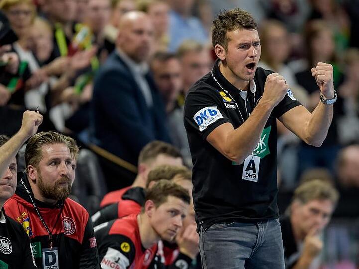 Bundestrainer Christian Prokop beschwört "die Identifikation mit den Werten wie Teamgeist, maximaler Kampf, Härte - der Bereitschaft, sich selbst und dem Gegner weh zu tun."