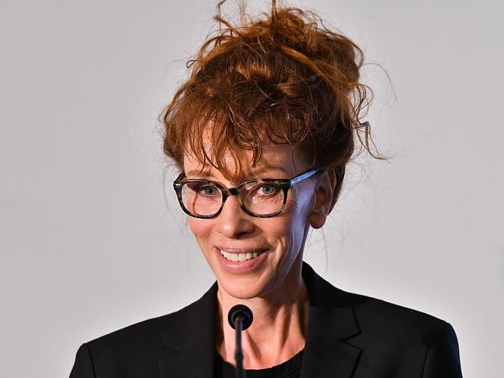 Sibylle Berg wird geehrt.