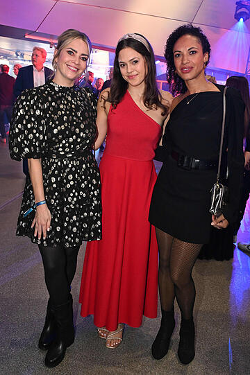 Laura Osswald, Katharina Scheuba und Dionne Wudu