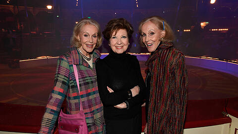 Die Kessler-Zwillinge zeigten sich ein letztes Mal gemeinsam mit Carolin Reiber in der Society