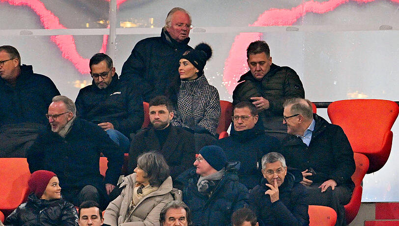 Schaut sich das Spiel des FC Bayern gegen Mainz 05 an: Thomas Müller. Schaut sich das Spiel des FC Bayern gegen Mainz 05 an: Thomas Müller.