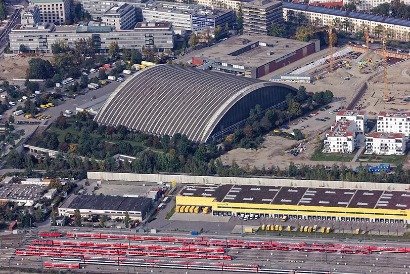 Paketposthalle an der Friedenheimer Brücke München-Neuhausen.