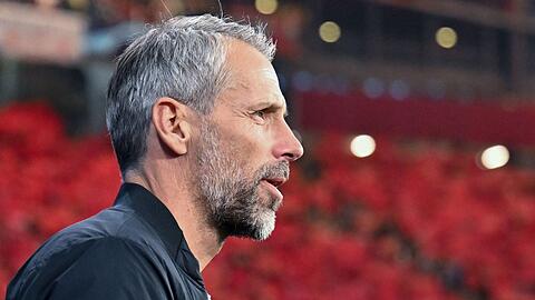 Leipzigs Trainer Marco Rose kommt ins Stadion.