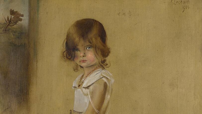 1903 hat Franz von Lenbach die kleine Gabriele mit einem Holzpferd gemalt. 1903 hat Franz von Lenbach die kleine Gabriele mit einem Holzpferd gemalt.