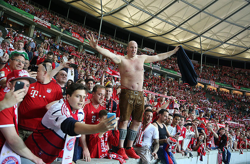 Bayern-Fans im Siegestaumel.