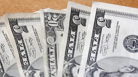Mit billionenschweren Krisenhilfen versucht die US-Notenbank, die heimische Wirtschaft zu stützen.