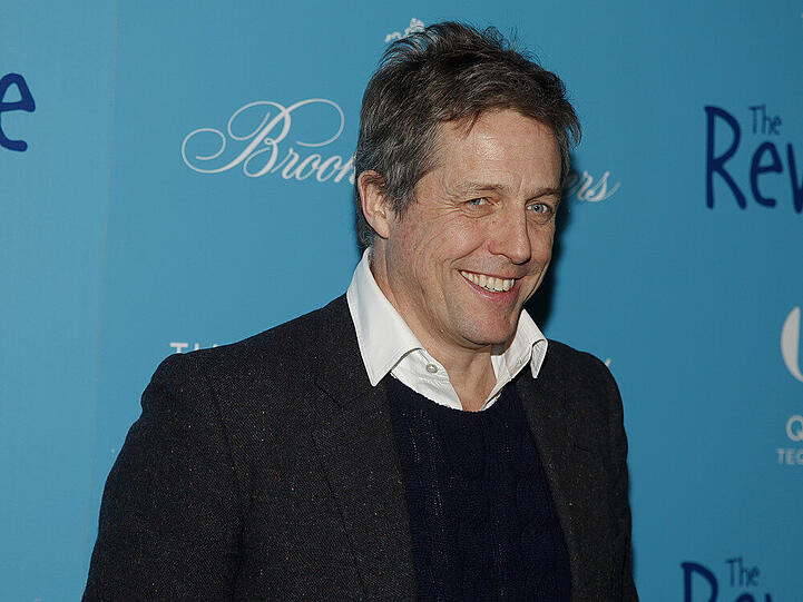 Er spielt den liebenswerten Trottel so gut, doch Hugh Grant hat es faustdick hinter den Ohren