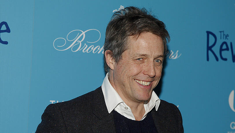 Er spielt den liebenswerten Trottel so gut, doch Hugh Grant hat es faustdick hinter den Ohren Er spielt den liebenswerten Trottel so gut, doch Hugh Grant hat es faustdick hinter den Ohren