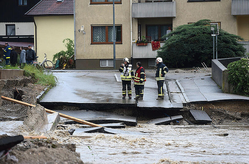 Bilder vom Hochwasser in Niederbayern: Hier pures Chaos in Simbach am Inn.
