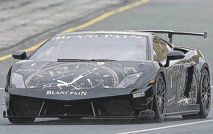 Fulminante Erscheinung: Der Lamborghini von Albert von Thurn und Taxis und Johannes Stuck, die am Freitag auf dem Norisring beim einzigen Gastspiel der &bdquo;Super Trofeo&ldquo; mächtig Gas gaben.