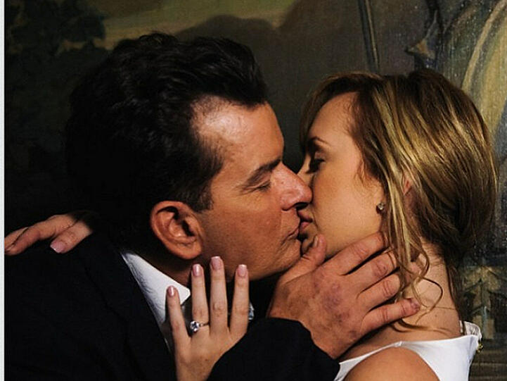 Charlie Sheen und seine Verlobte Brett Rossi