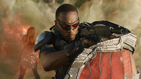 Muss sich auf sein zukünftiges Superheldenleben als Captain America vorbereiten: Sam Wilson alias Falcon (Anthony Mackie).