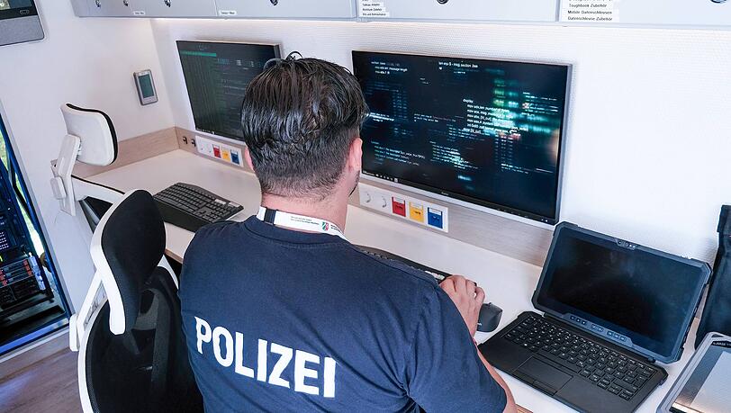 Beim Kommissariat K17 in München arbeiten 24 Männer und Frauen - 21 Beamtinnen und Beamte sowie vier Angestellte. (Symbolbild)