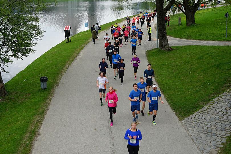 Bereits zum 12. Mal fand der Halbmarathon im Olympiapark statt. Die Bilder.