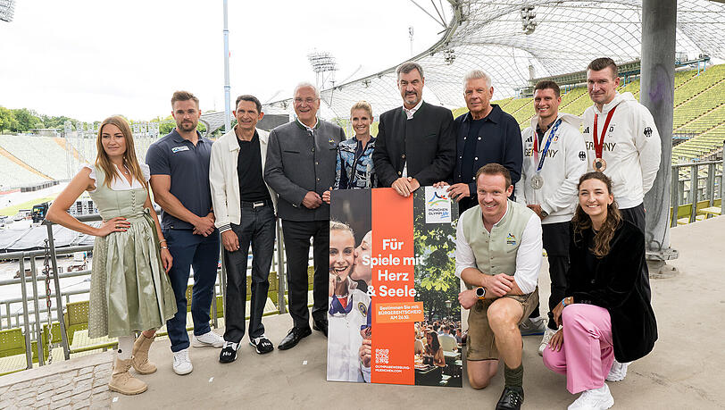 Bayerns Ministerpräsident Dr. Markus Söder, Münchens Oberbürgermeister Dieter Reiter, Bayerns Sportminister Joachim Herrmann, Athletin Jessica von Bredow-Werndl, Paracyclist Michael Teuber, Gold-Rodler Felix Loch oder auch Paracyclistin Denise Schindler sind nur ein kleiner Auszug der namhaften Unterstützer der Bewerbung für die Olympischen und Paralympischen Spiele in München. Bayerns Ministerpräsident Dr. Markus Söder, Münchens Oberbürgermeister Dieter Reiter, Bayerns Sportminister Joachim Herrmann, Athletin Jessica von Bredow-Werndl, Paracyclist Michael Teuber, Gold-Rodler Felix Loch oder auch Paracyclistin Denise Schindler sind nur ein kleiner Auszug der namhaften Unterstützer der Bewerbung für die Olympischen und Paralympischen Spiele in München.
