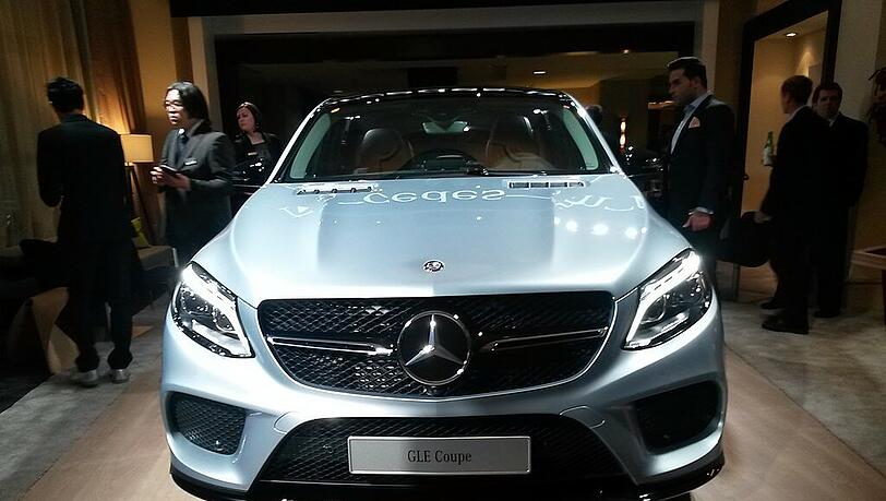 Das neue Mercedes GLE Coupé am Vorabend des ersten Pressetags in Detroit. Das neue Mercedes GLE Coupé am Vorabend des ersten Pressetags in Detroit.